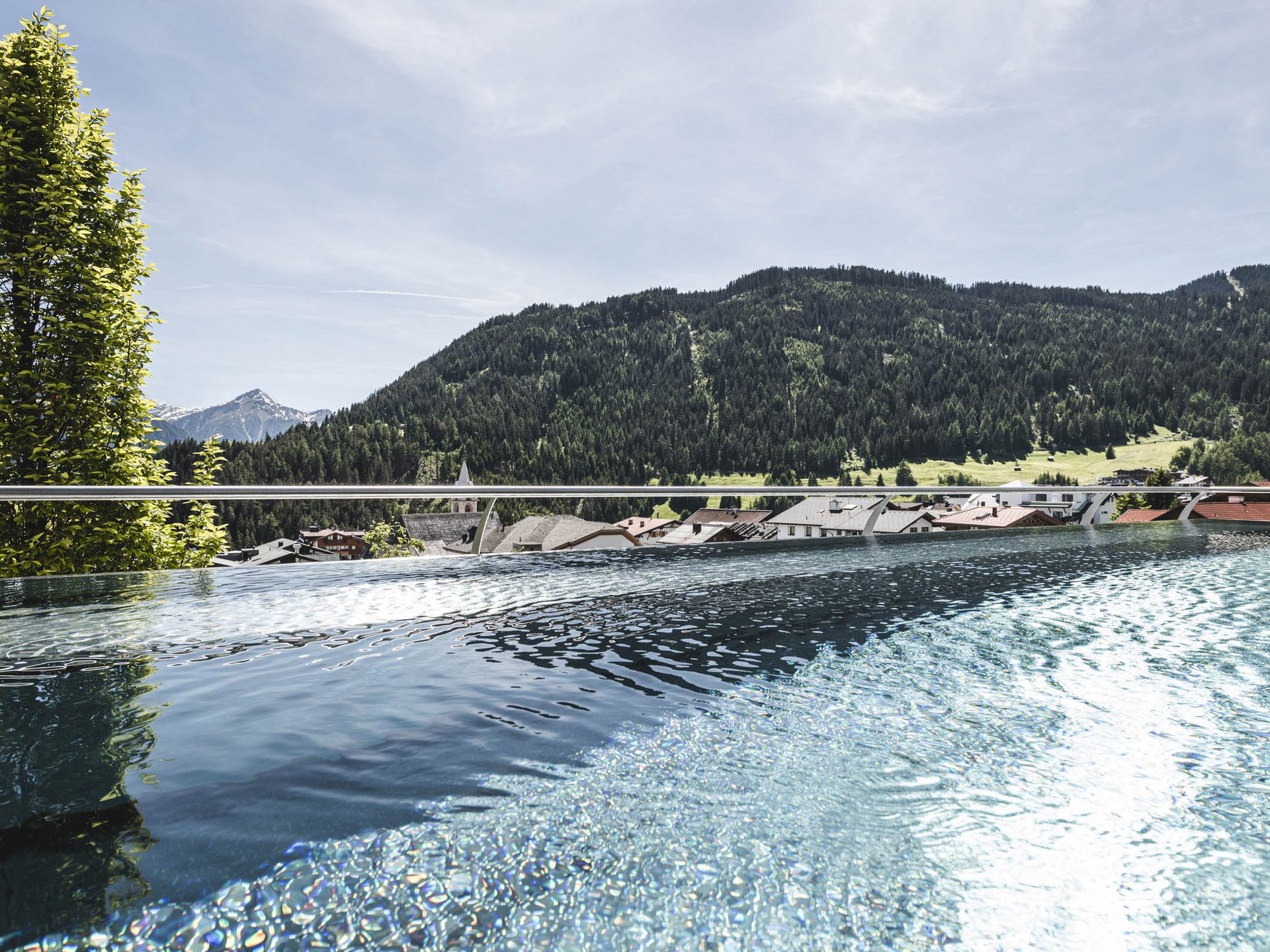 Badefreuden im Hotel mit Pool in Serfaus