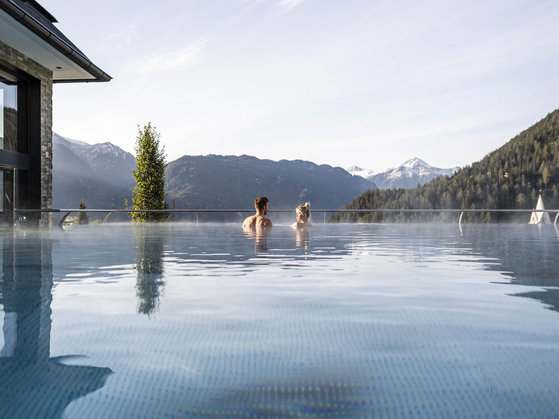 Badefreuden im Hotel mit Pool in Serfaus